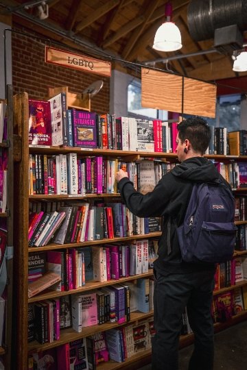 London Alexander In the Bookstore Image